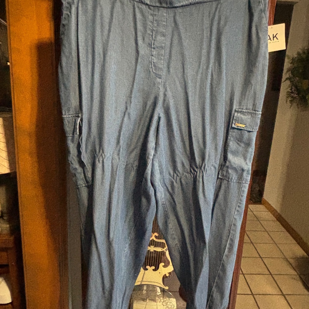 Anne Klein Womens XL Medium Wash Denim Pants New With Tag